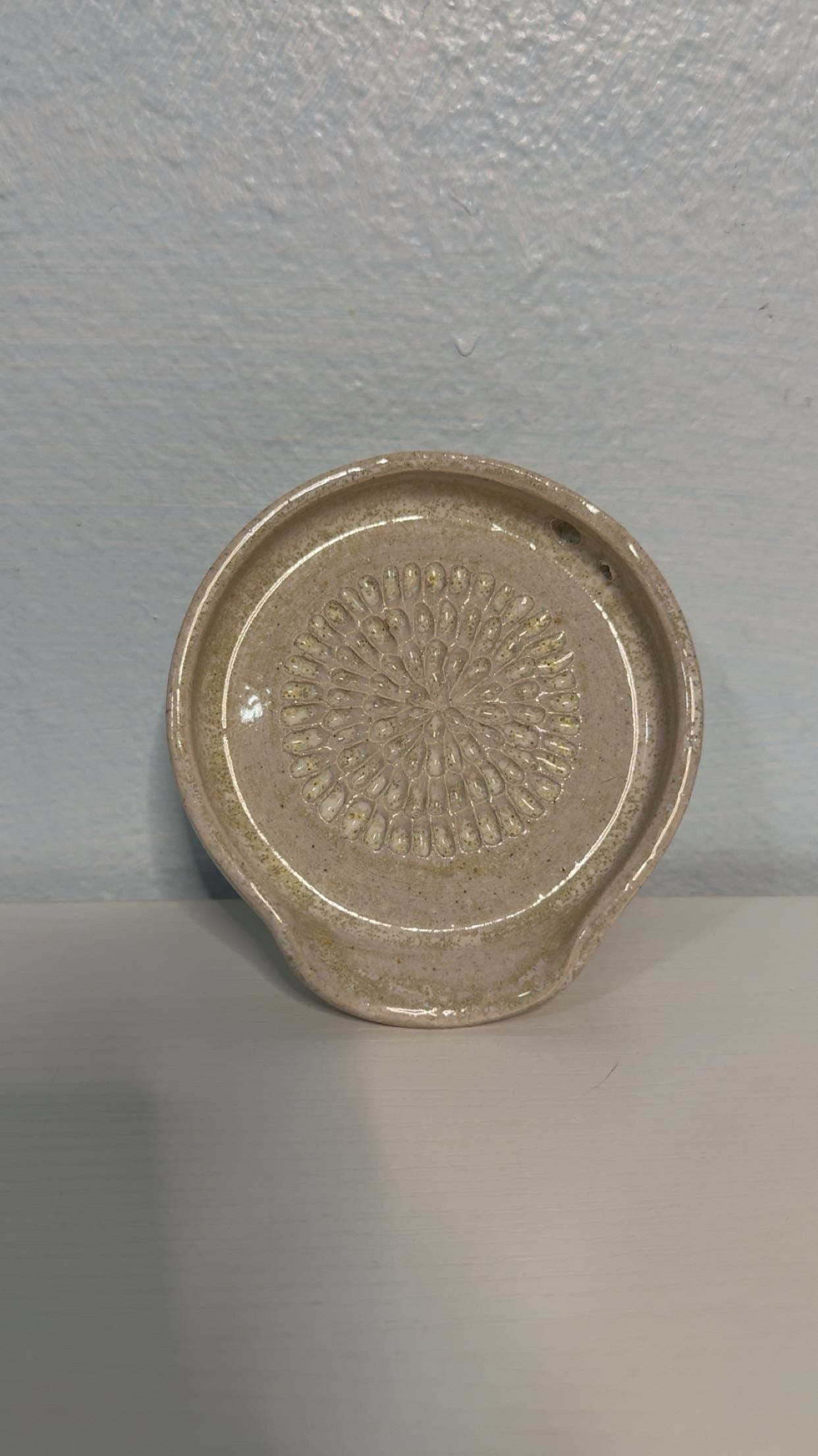 3-in-1 Garlic Grater/herb stripper spoon rest